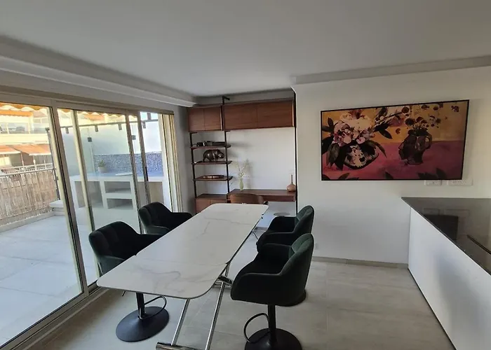 Exceptional Apartment, Sea View ,terrace Apartman Antibes