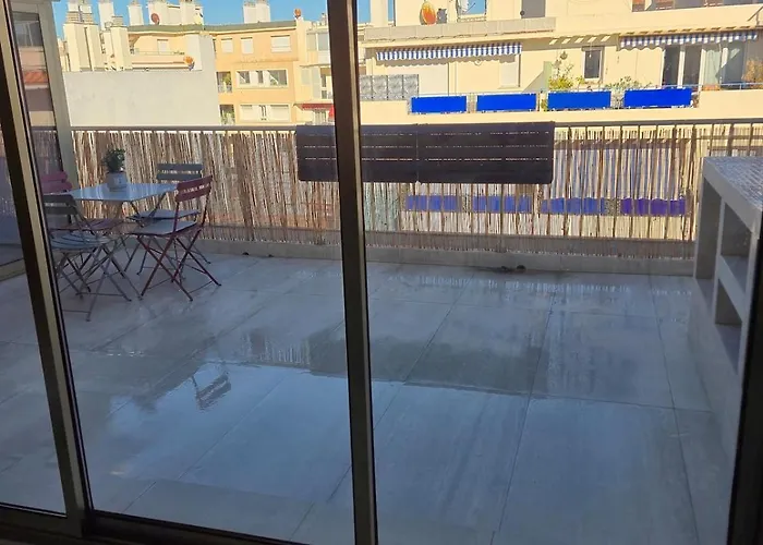 Exceptional Apartment, Sea View ,terrace Antibes